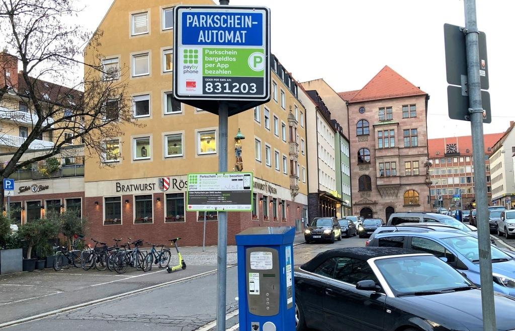 Mit dem Auto nach Nürnberg Wird Parken dort bald noch teurer?