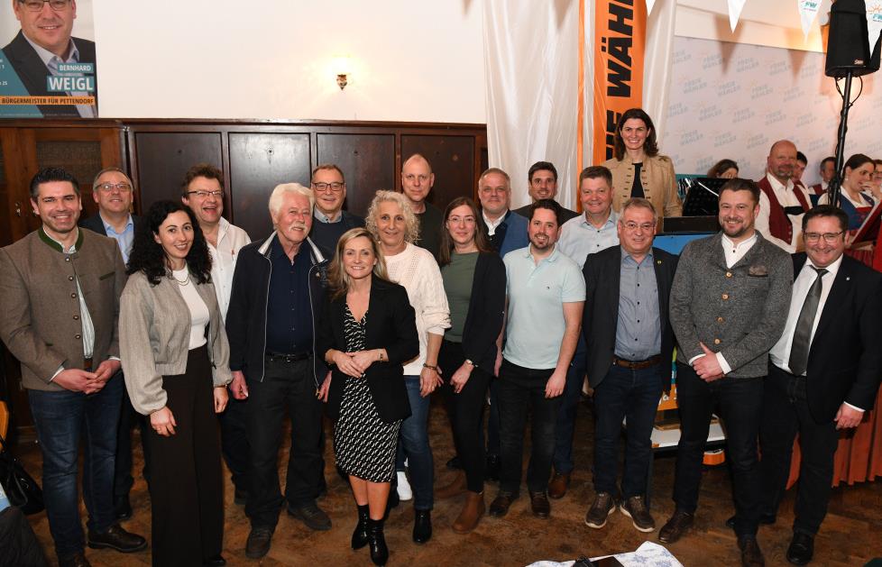 Gute Stimmung bei den Freien Wählern auf dem Adlersberg