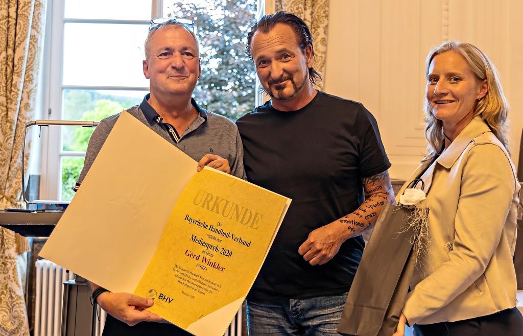 Verbandstag der Handballer: Ehrungen für Oberpfälzer Trio und die MZ