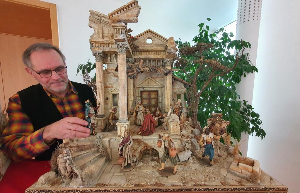 Das steckt Hans Spitzer in seine Krippen Bis zu 140 Arbeitsstunden