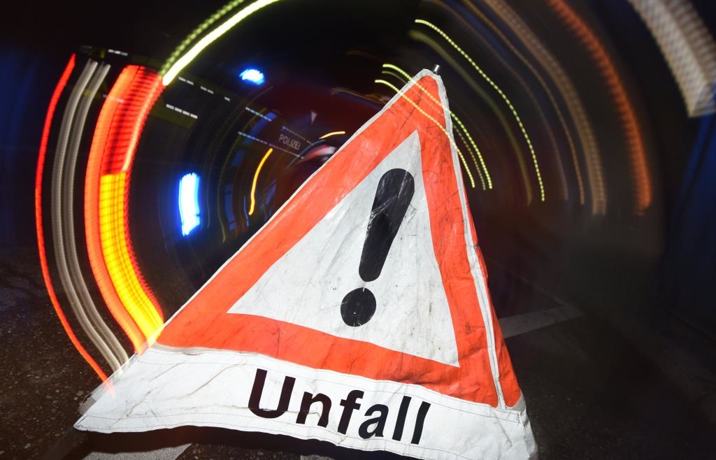 Schwerer Unfall zwischen Regenstauf und Regensburg-Nord – A93 voll gesperrt