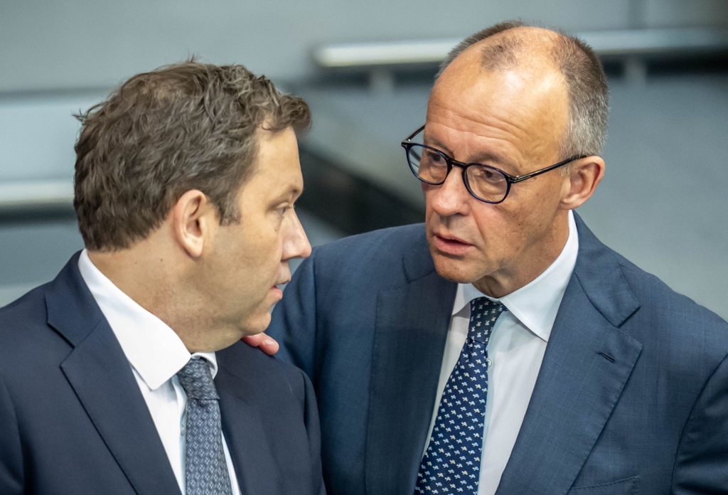 Demonstrative Einigkeit: Merz bei den SPD-Seeheimern