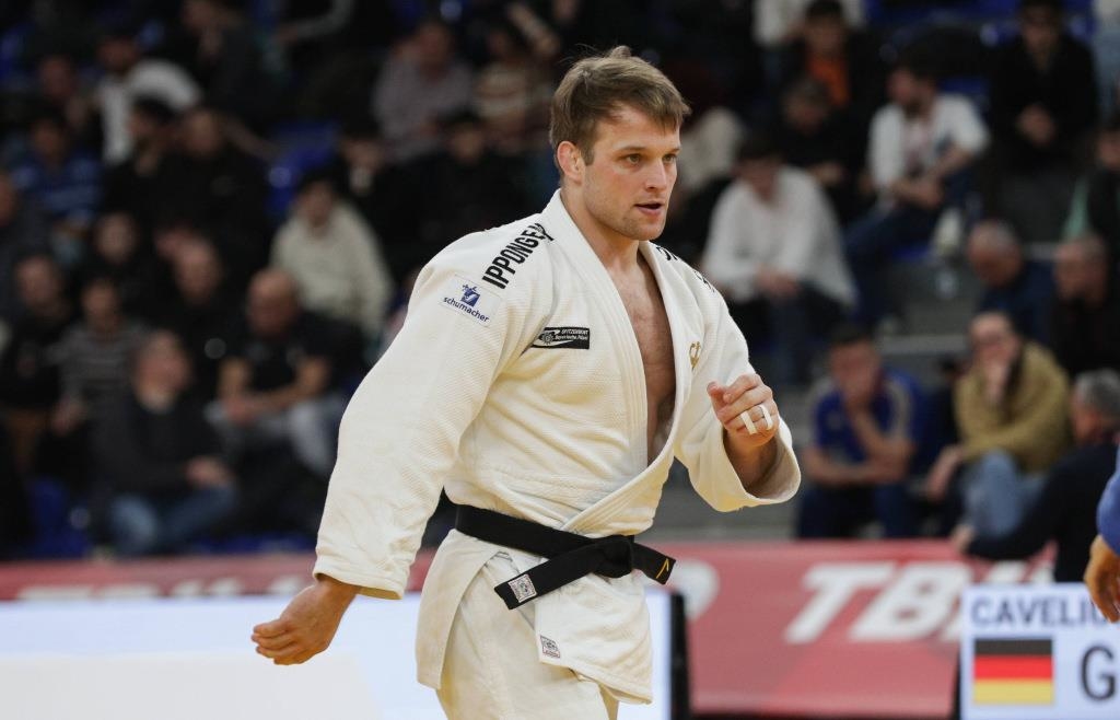 From judo mat to operating table: Timo Cavelius