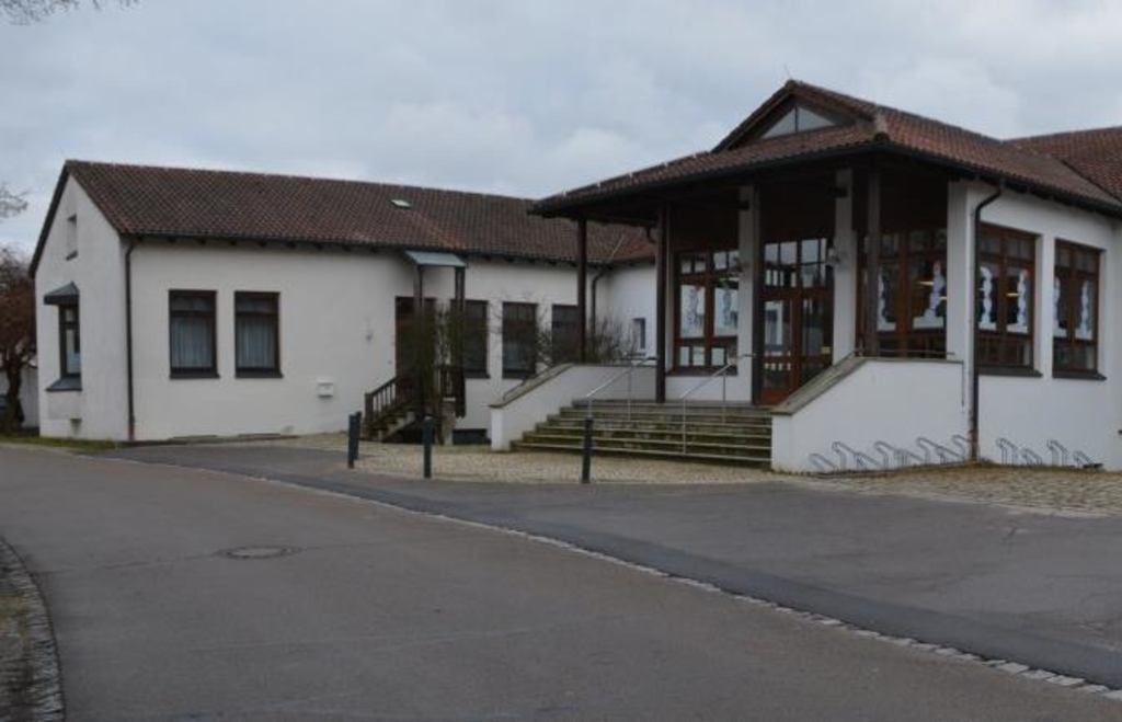 Willmering entscheidet: Schulzentrum kommt nach Waffenbrunn