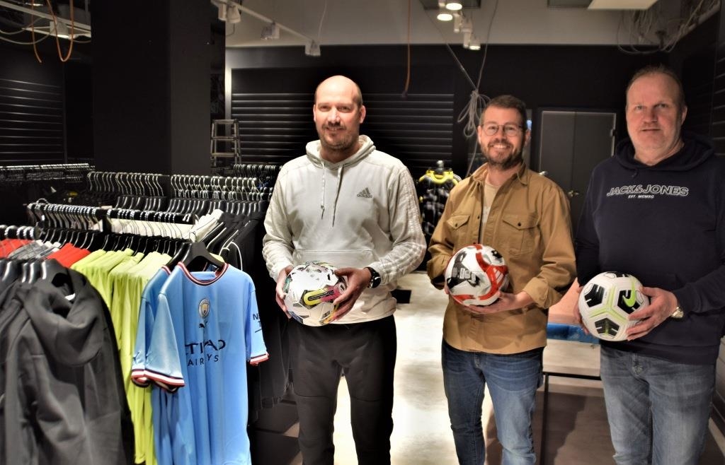 Die Firma 11teamsports eröffnet mit Frey einen Store in Cham
