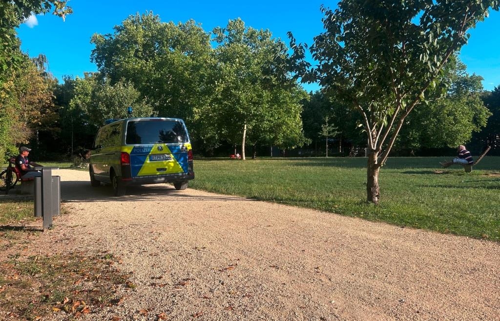 Schüsse und Messer im Regensburger Ostpark: Streit zwischen Männergruppen ...
