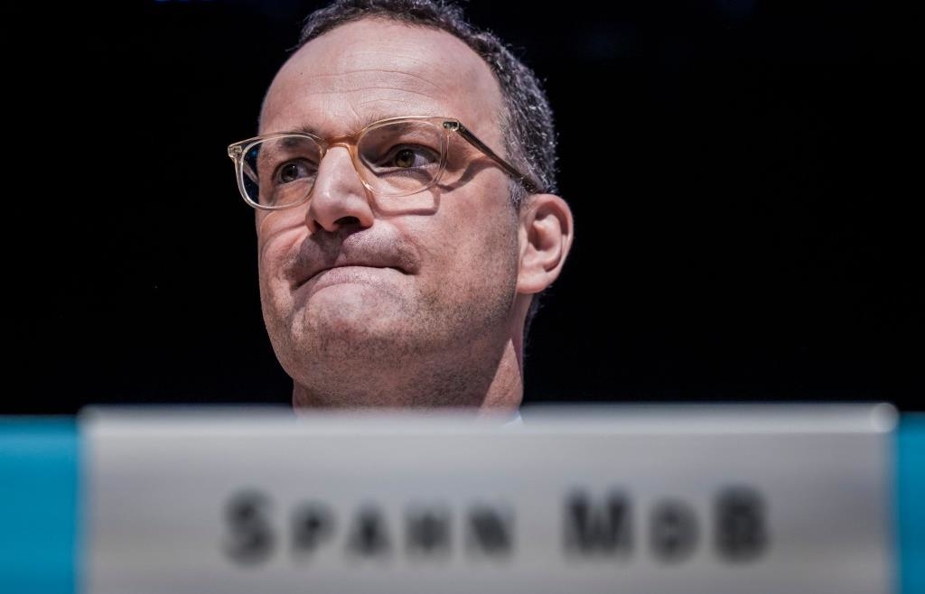Spahn Steps Down from the Bundestag's Budget Committee