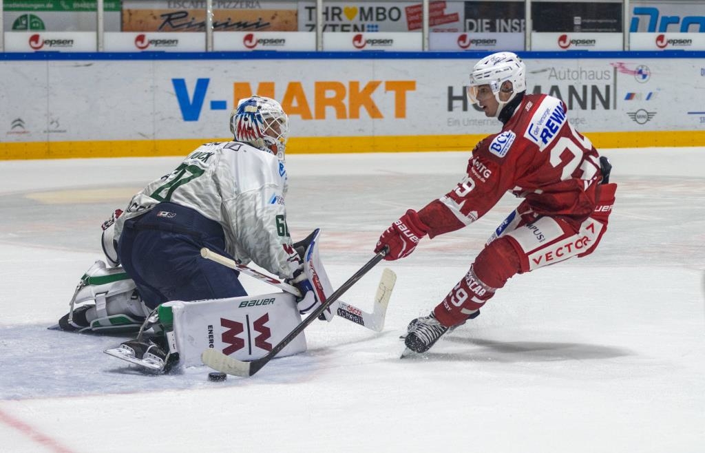 Nach Rückstand gewinnen die Eisbären gegen Bietigheim