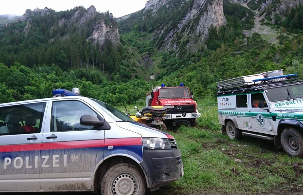 Hiker (74) gets lost - | and survives four days alone in the Tyrolean ...