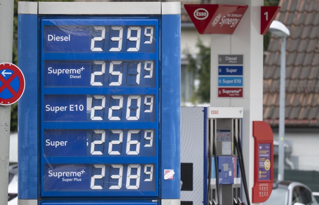 New fuel rule applies: Price jump of almost eight cents at midday