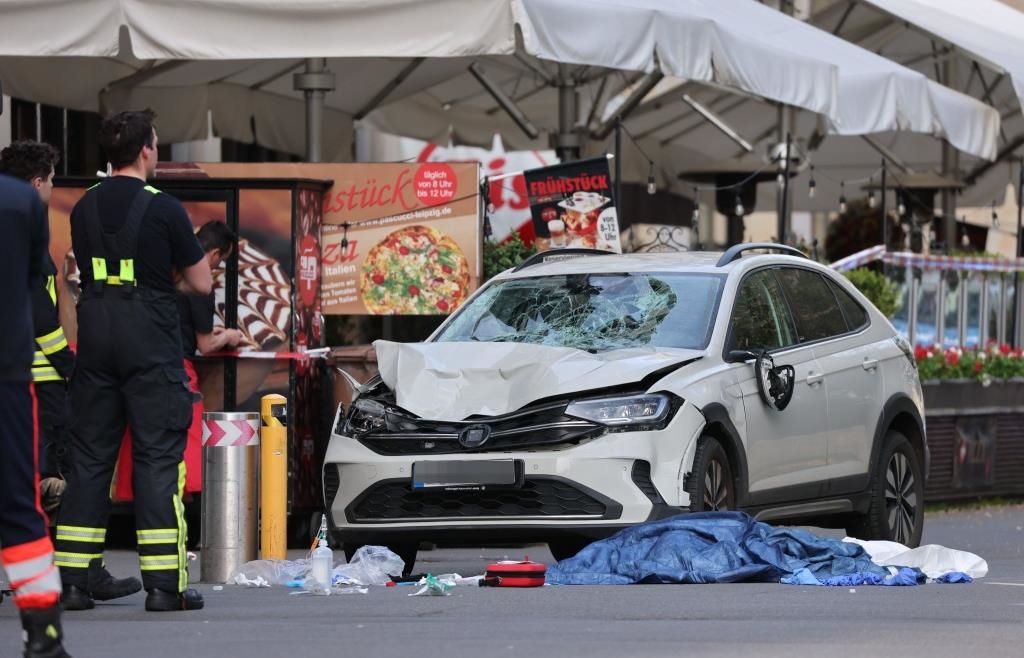 After car rampage through Leipzig city center: Area remains cordoned off - ...