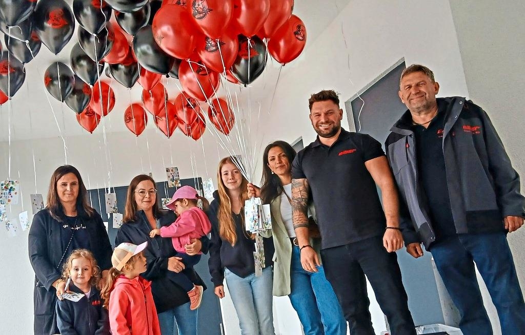 Wie weit fliegen die Luftballons?