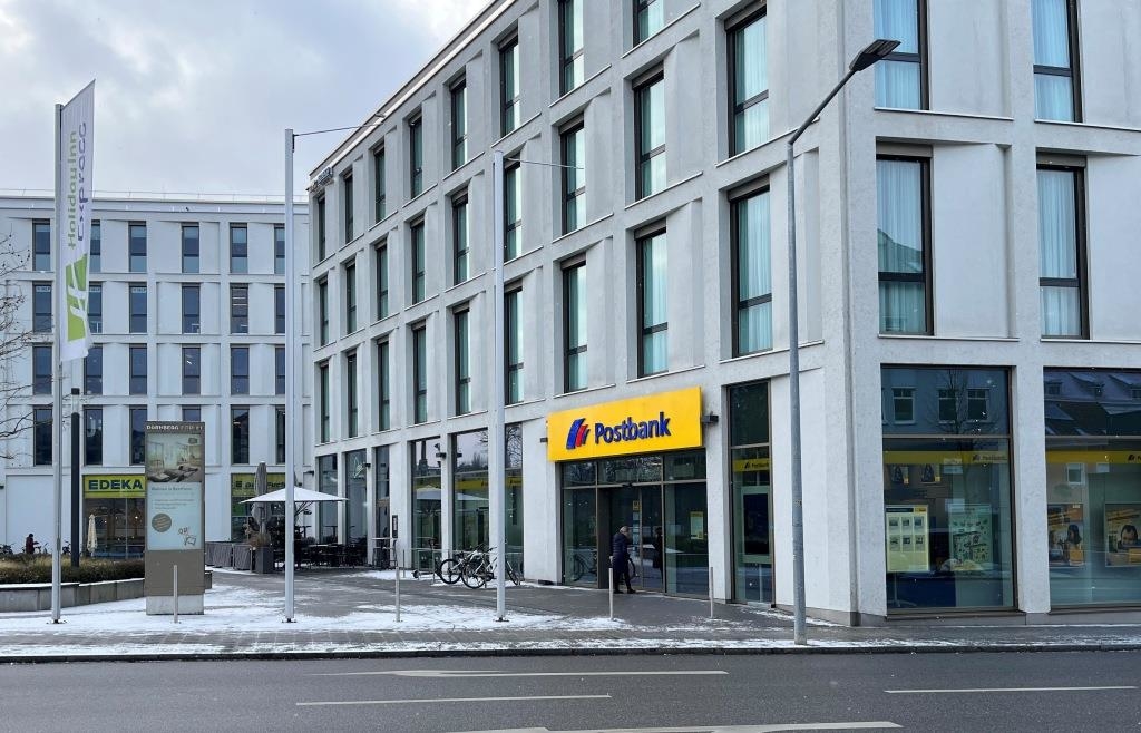 Post und Postbank räumen das Feld: Leerstand im Regensburger ...