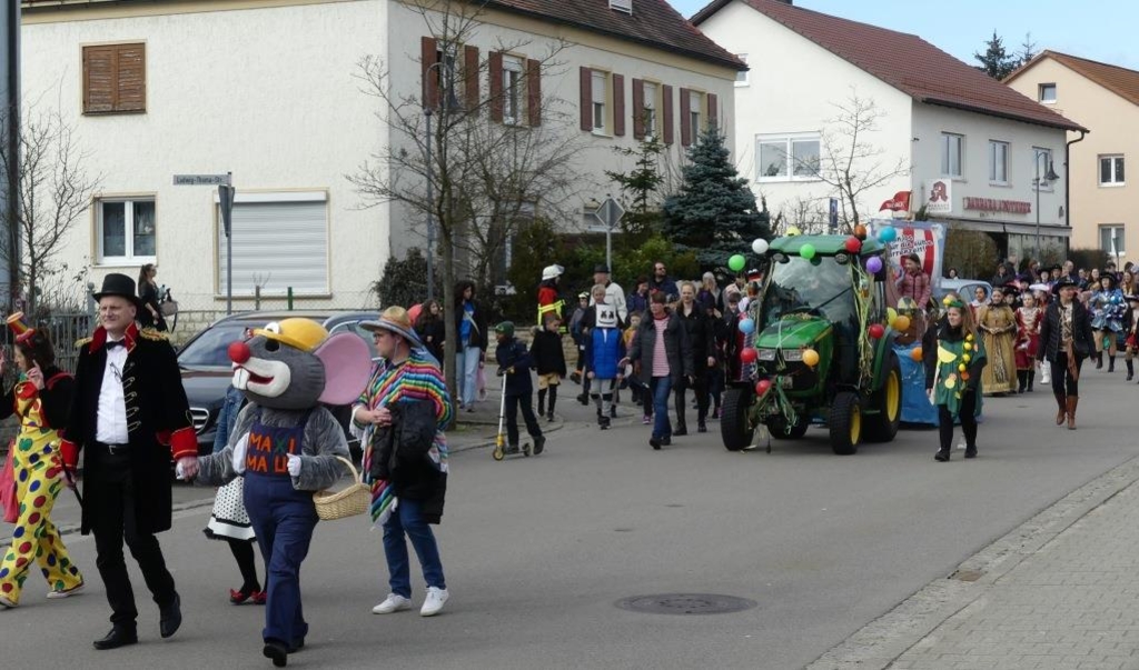Kostüme, Ballons und gute Laune: Kinder feierten in Maxhütte-Haidhof