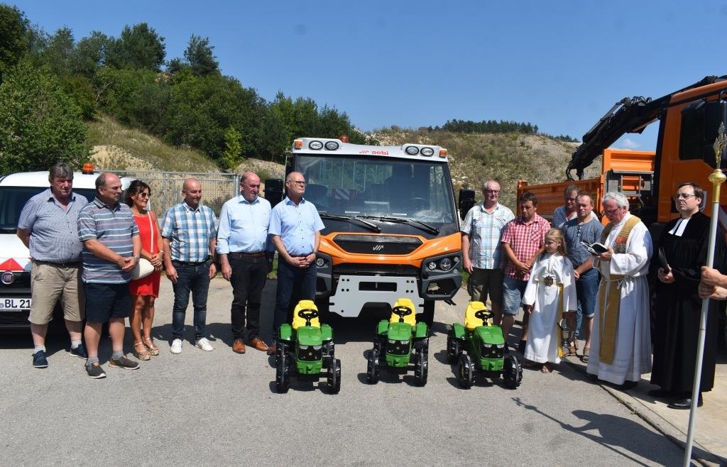 Segen für den Bauhof in Lauterhofen Neues Areal offiziell eingeweiht