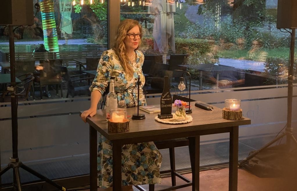 Andrea Maria Schenkel stellte ihren neuen Kriminalroman „Erdspiegel“ in