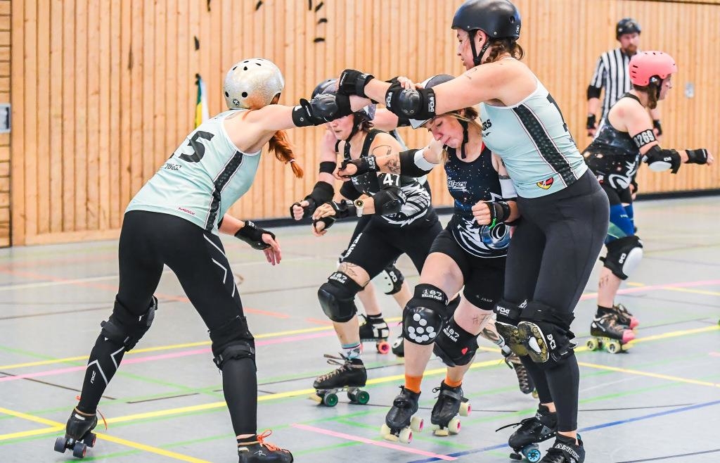 Regensburger Roller-Derby-Damen verpassen Aufstiegschance