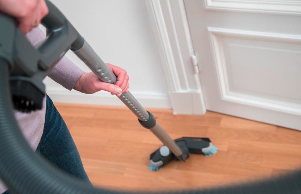 Besenrein Bei Wohnungsübergabe