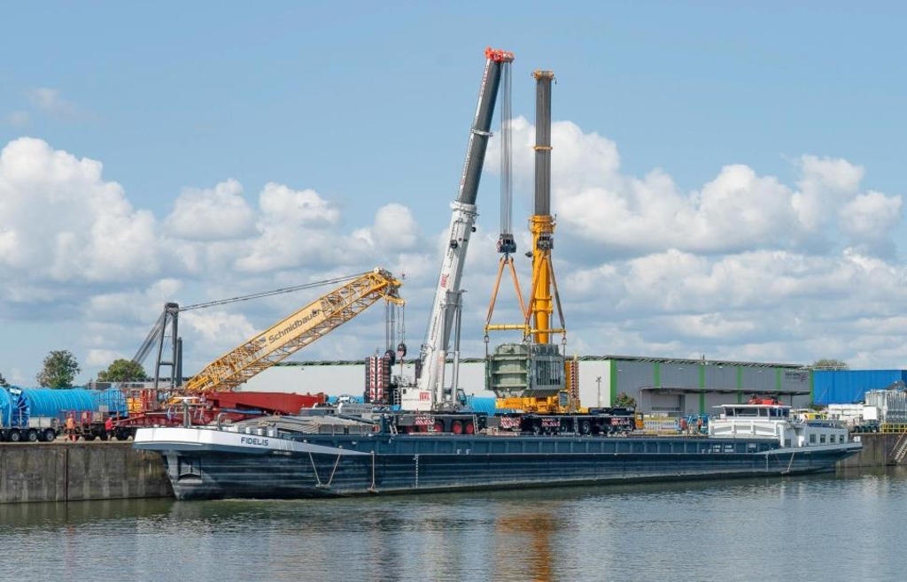 Bayernhafen CEO in an interview: