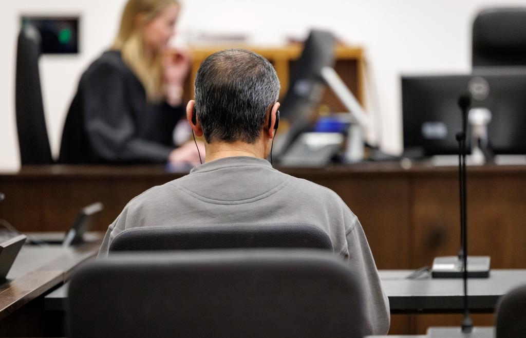 Murder of own cousin at Kurdish festival in Parsberg - | Defendant appeals