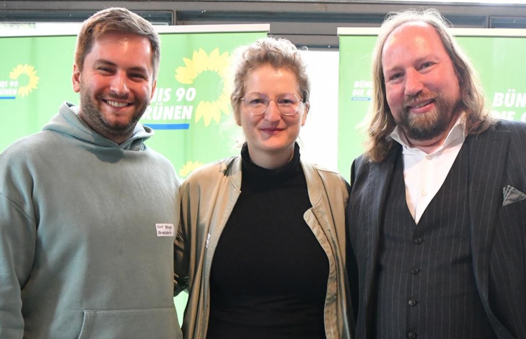 Was Sind Faschisten Einfach Erklärt Hofreiter: AfD-Faschisten sind die „fünfte Kolonne“ Putins