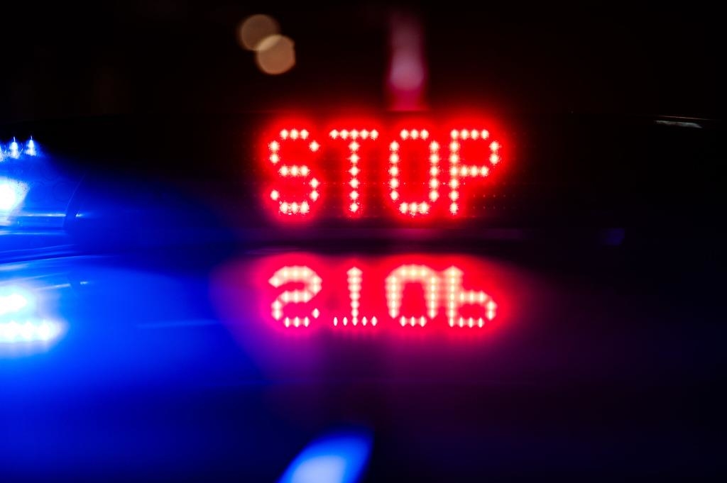 At full speed through several towns: 32-year-old engages in a police chase
