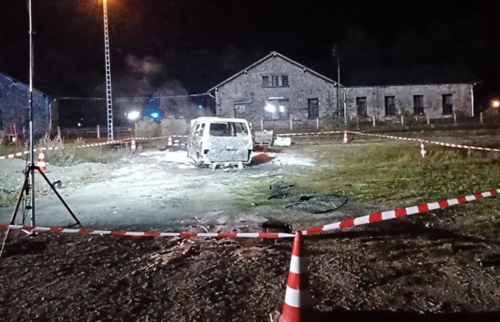 Woman in burning bus in Bayerisch Eisenstein likely killed with arrows