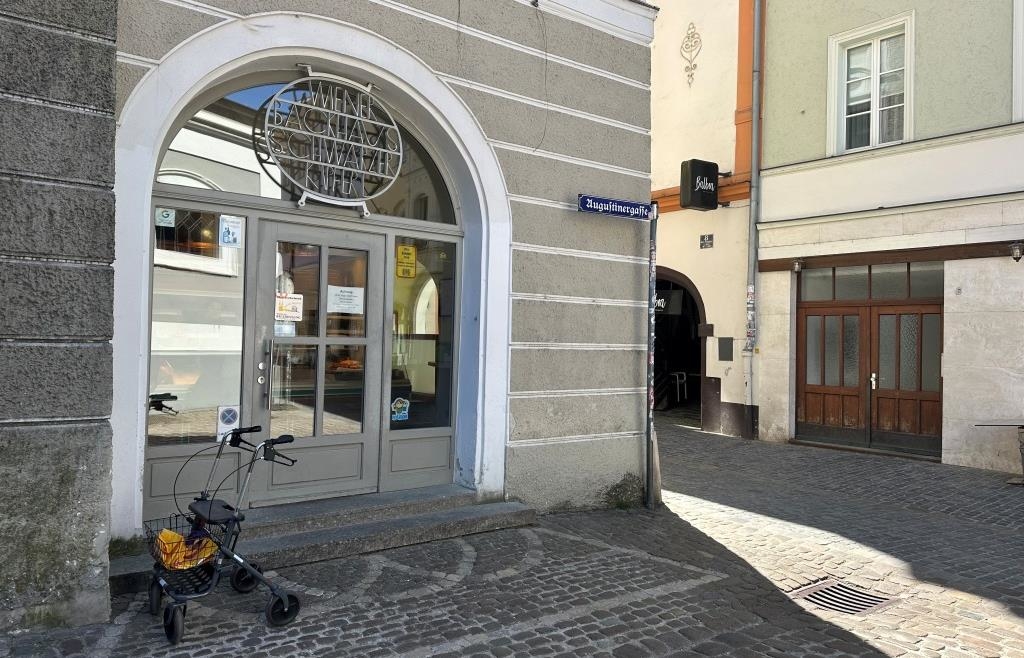The war of nerves over the Schwarzer bakery in Regensburg continues