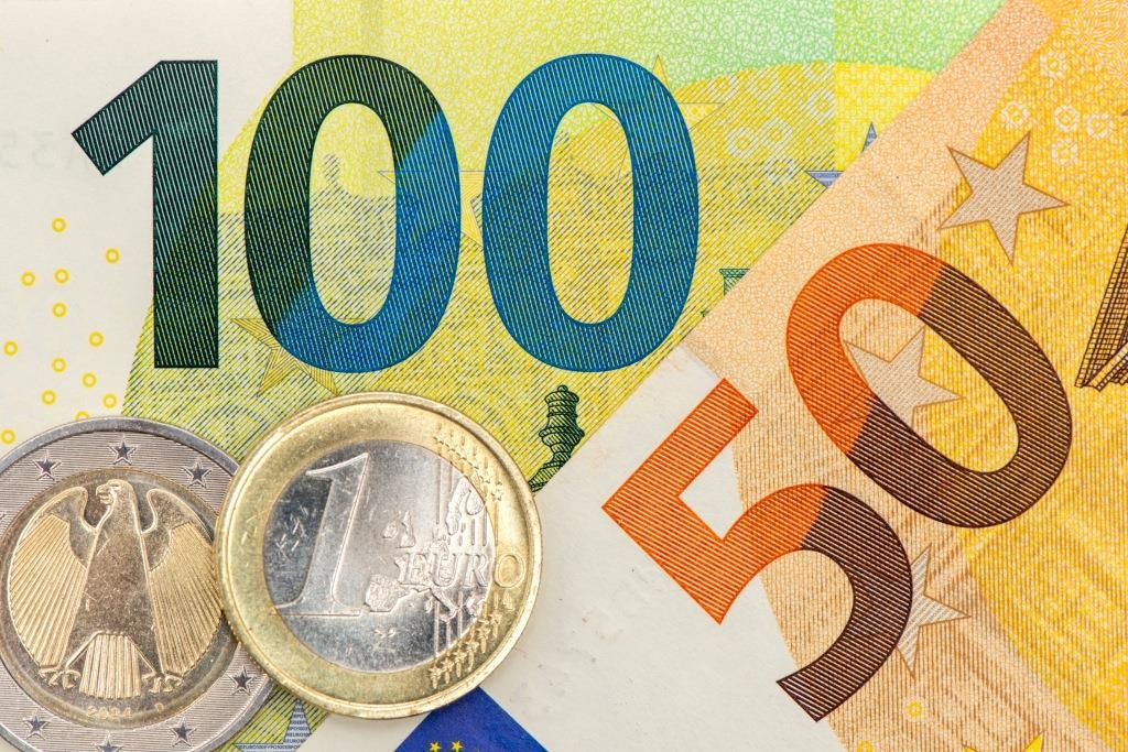 “Salaries between 10,000 and 15,000 euros”: Former Chancellor Scholz to ...