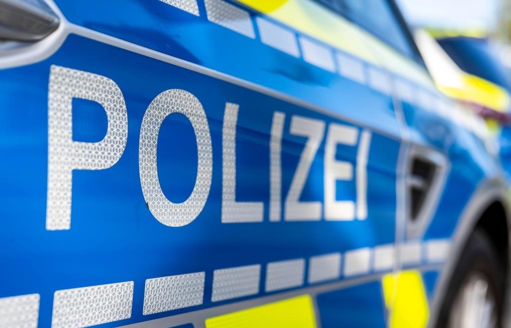 Verfolgungsjagd durch Landkreise Cham und Regensburg endet mit schwer verletztem Polizisten