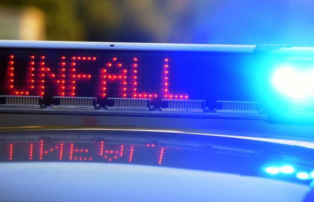 Heavy rain leads to aquaplaning accident on the A3 near Laaber
