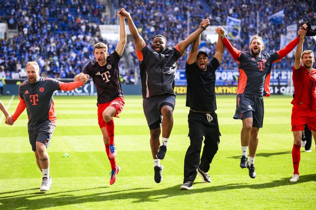 Turbulentes Bundesliga-Finale: BVB und Eintracht feiern – Heidenheim in ...