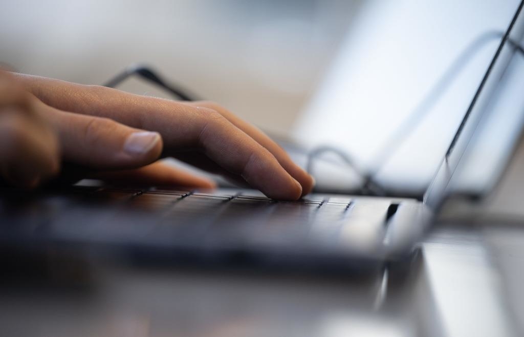 Falsche Microsoft-Mitarbeiter: Schwandorferin zahlt 1000 Euro