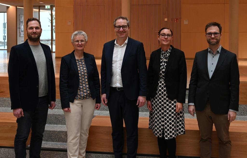 Wasserstoff, Windkraft und Wärme: IHK-Gremium Neumarkt sorgt sich um ...