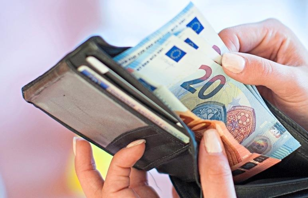 Einkommen der Beschäftigten in 2022 im Landkreis AmbergSulzbach gestiegen