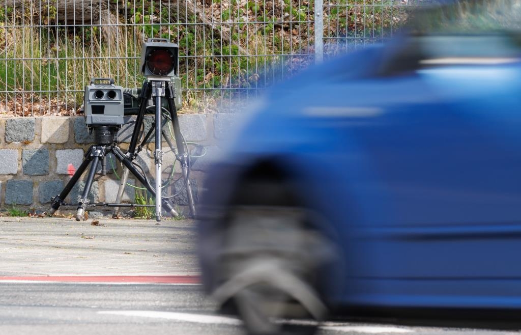 Geschwindigkeitskontrollen im Landkreis Regensburg: Neun Fahrer zu schnell ...