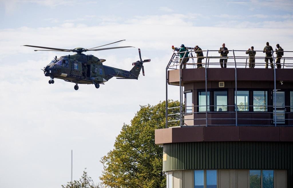 Details zu Bundeswehrübung in Regensburg: Hubschrauber im Einsatz – ...