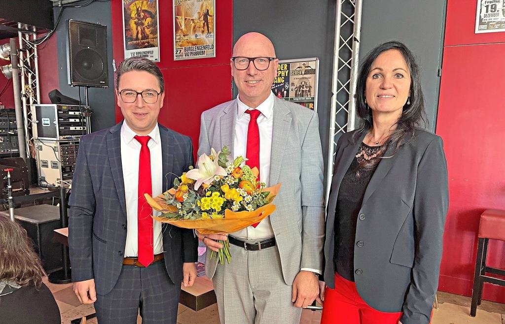 Die SPD Burglengenfeld kürt Martin Antretter einstimmig zum ...