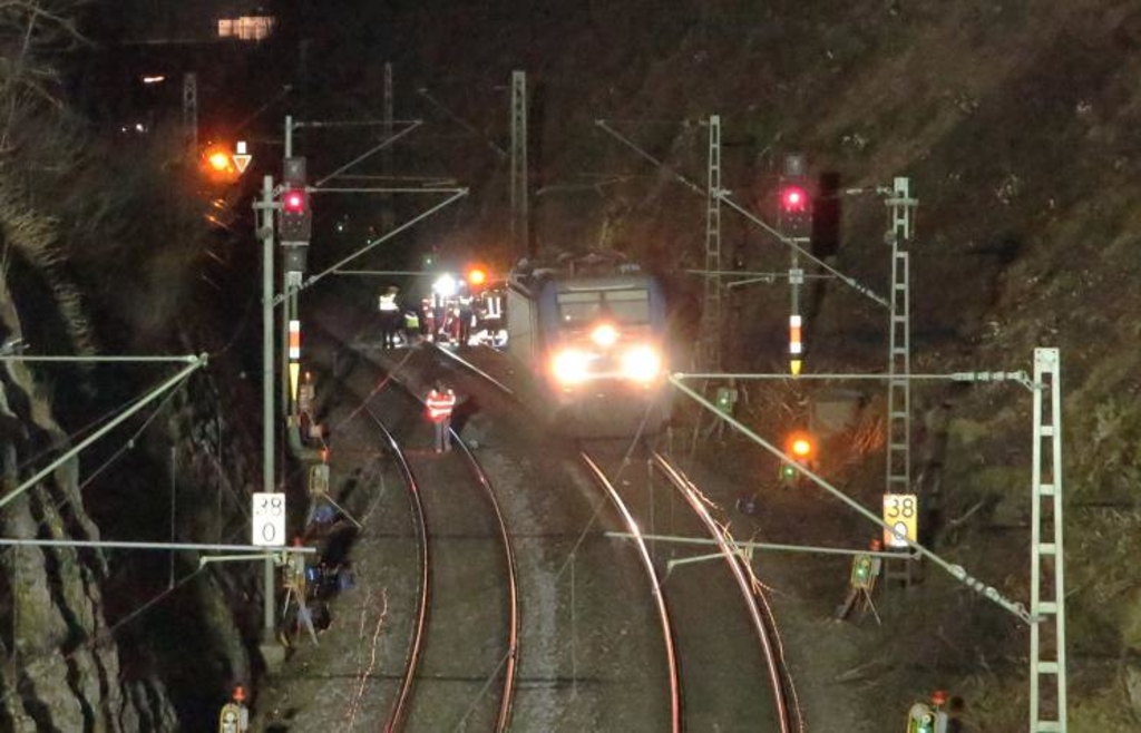 Parsberg railway line: One dead and one injured after accident - | ...