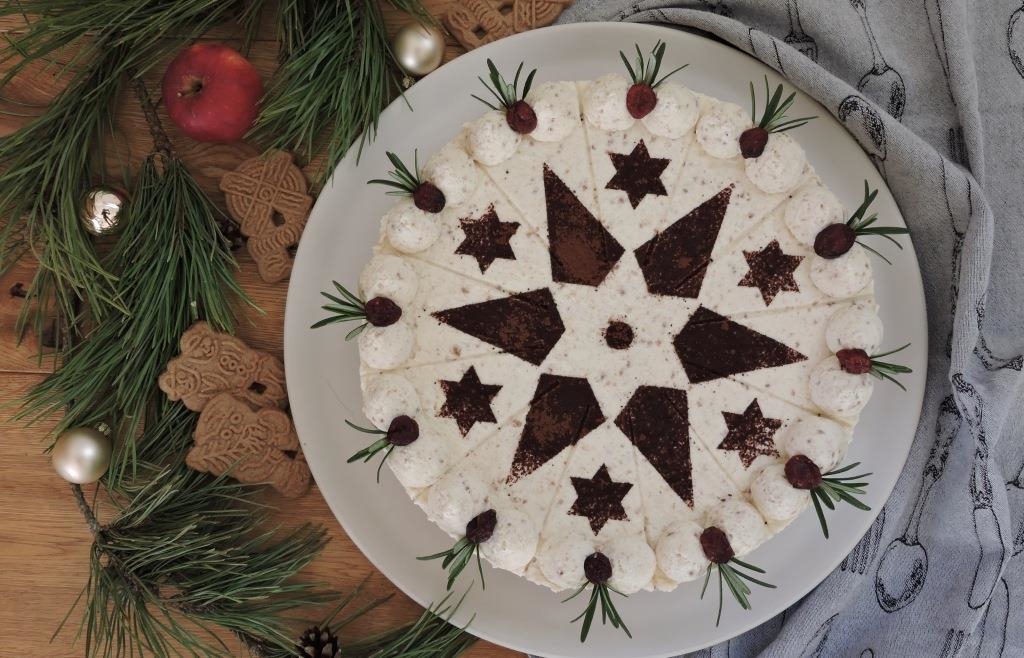 Eine Alternative zu Stollen und Lebkuchen: Weihnachtstorte für Eilige ...
