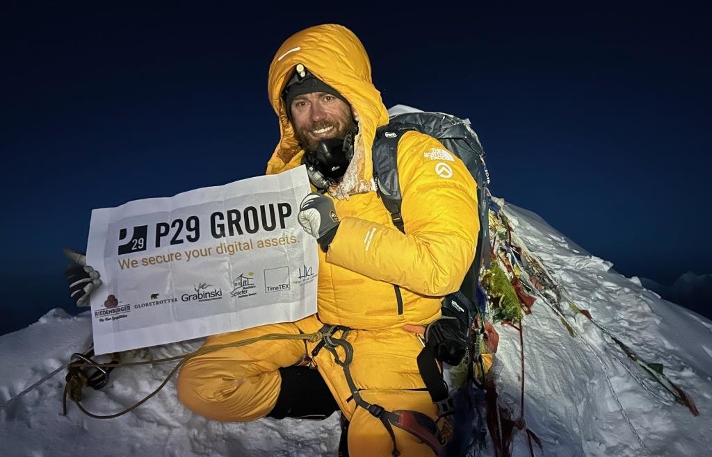 Sebastian Graf from Riedenburg is the 18th German to reach the summit of ...