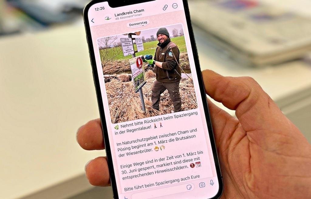 Landkreis Cham präsentiert sich ab sofort auf eigenem WhatsAppKanal