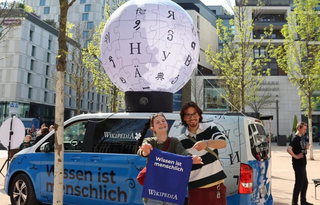 Bus-Halt und WikiCon: Wikipedia kommt nach Regensburg